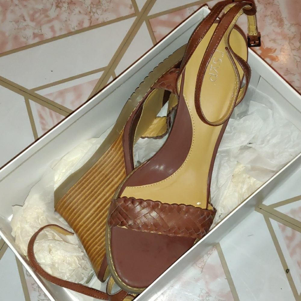 RSVP sandals